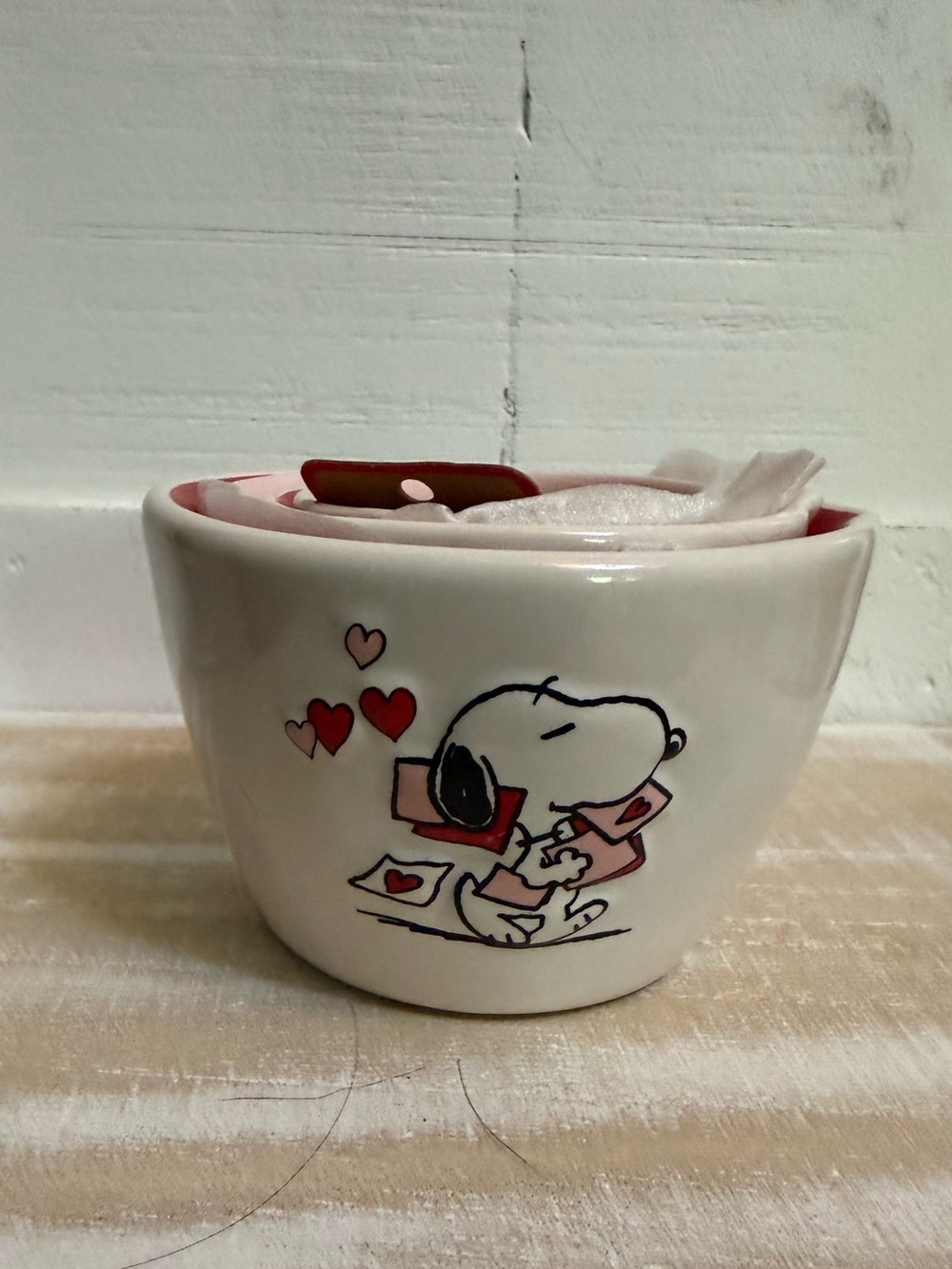Rae Dunn Peanuts Snoopy Ceramic Heart measuring cups in White and Red